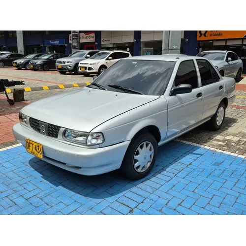 Nissan Sentra 2012 Plateado Medellín