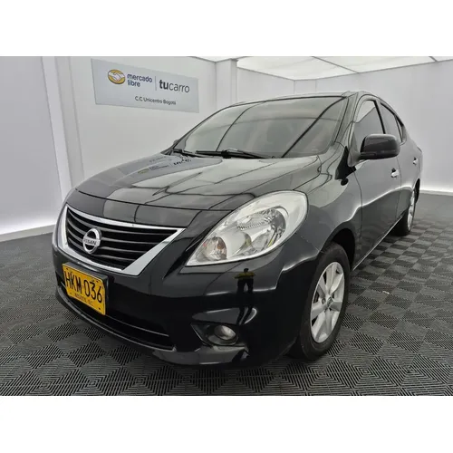 Nissan Versa 2013 Negro Bogotá