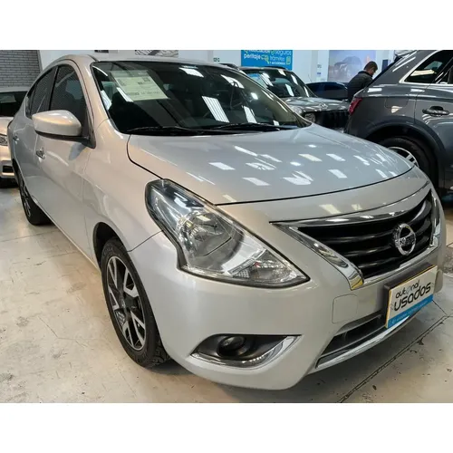 Nissan Versa 2020 Plateado Bogotá