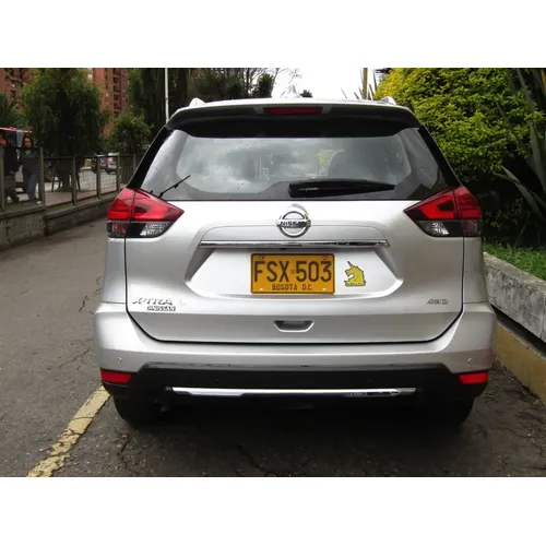 Nissan X-Trail 2019 Plateado Bogotá