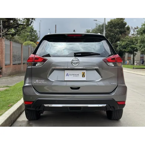 Nissan X-Trail 2021 Gris Bogotá