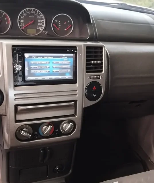 Nissan X-Trail 2.5 S Basica blanco3