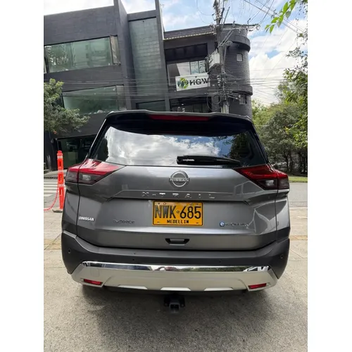 Nissan X-Trail 2025 Gris Medellín