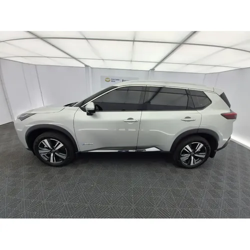 Nissan X-Trail E-Power 2024 Plateado Bogotá