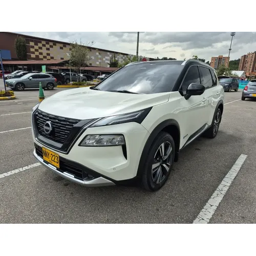 Nissan X-Trail 2024 Blanco Bogotá