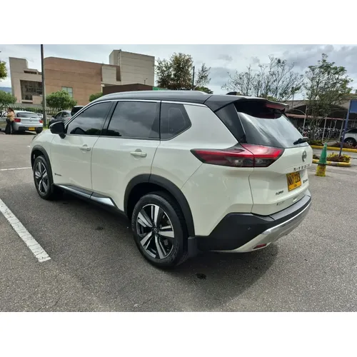 Nissan X-Trail 2024 Blanco Bogotá