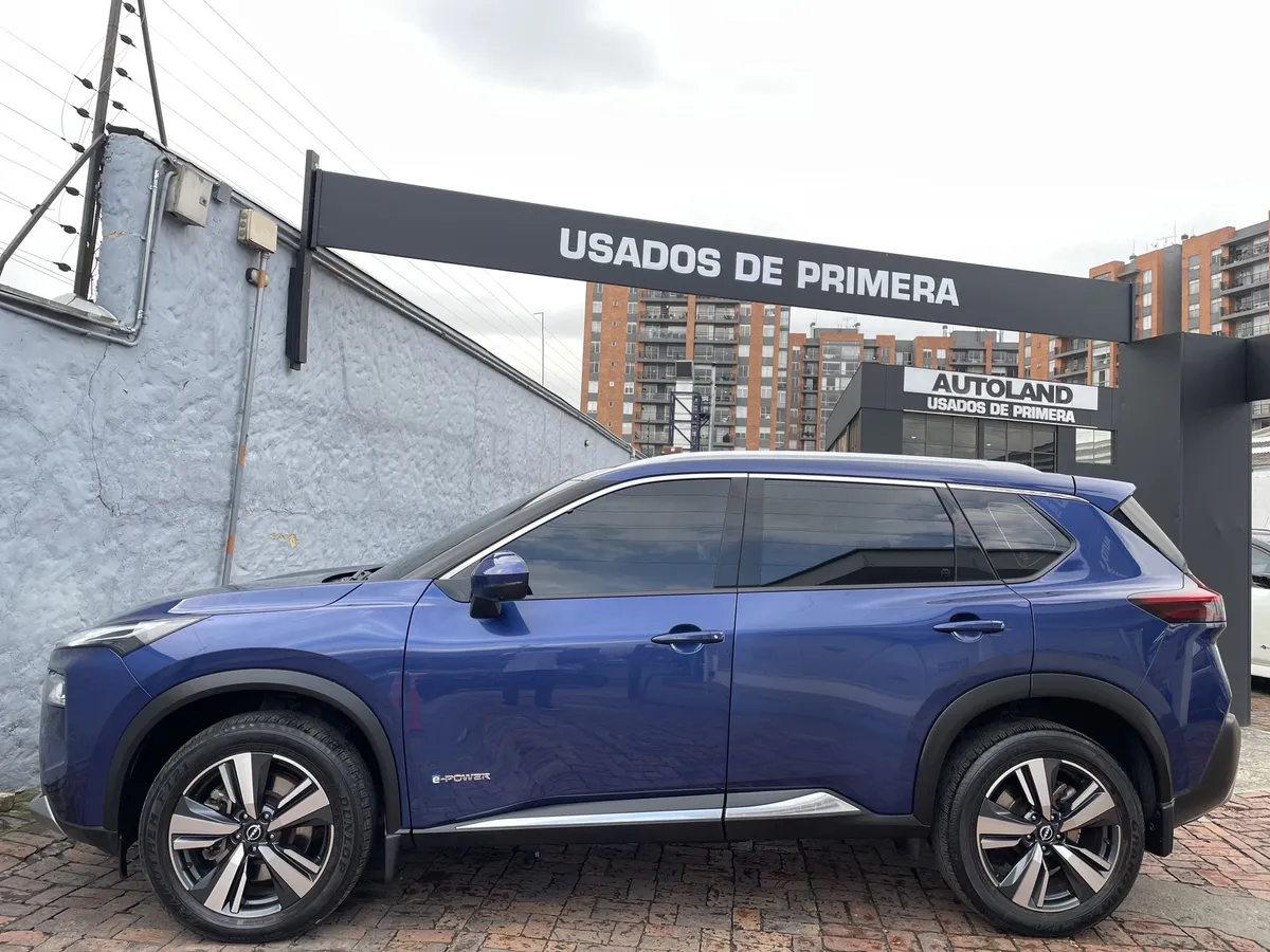 Nissan X-Trail 2025 Azul Bogotá