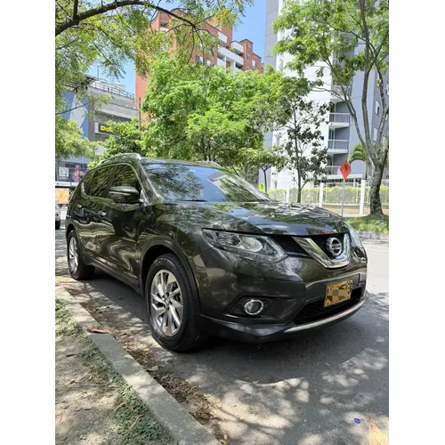 Nissan X-Trail 2015 Verde Medellín