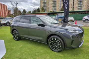 Nueva Peugeot 5008 Version Allure 2026
