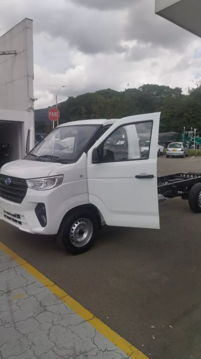 Yori Chasis Carrocería 3.40 Metros