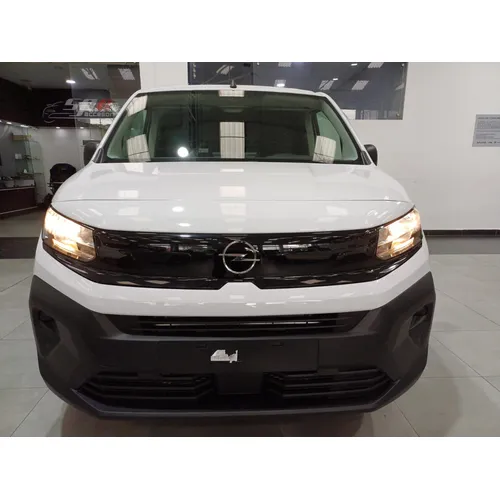 Opel Combo 2025 Blanco Bogotá