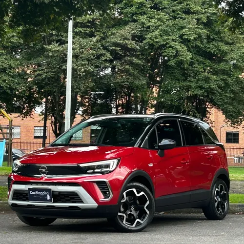 Opel Crossland 2023 Rojo Bogotá