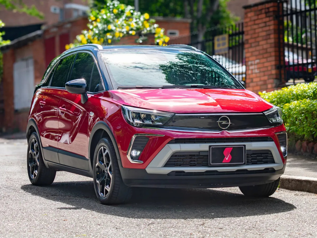 Opel Crossland 2023 Rojo Bucaramanga