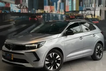 Opel Grandland 1.6 Ultimate