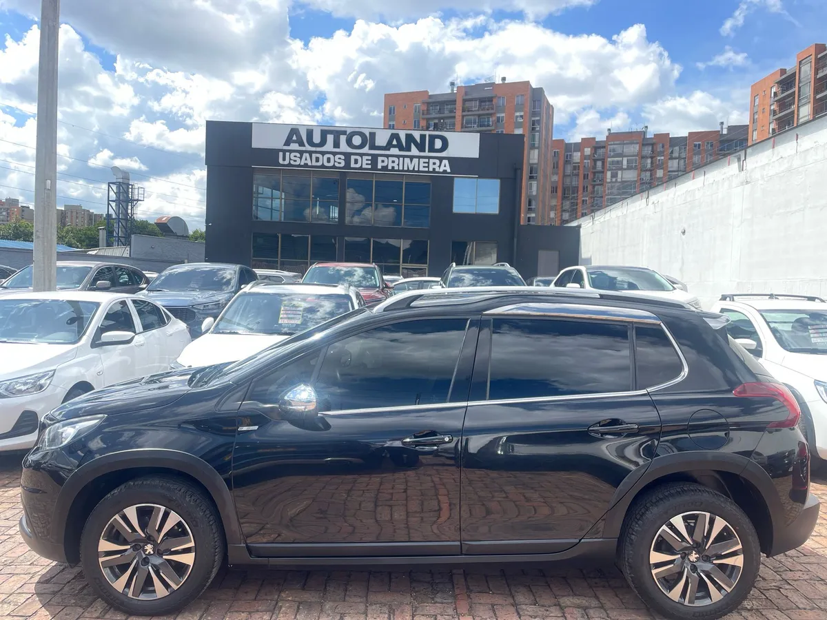 Peugeot 2008 2019 Negro Bogotá