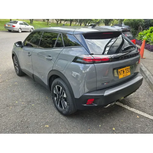 Peugeot 2008 2025 Gris Medellín