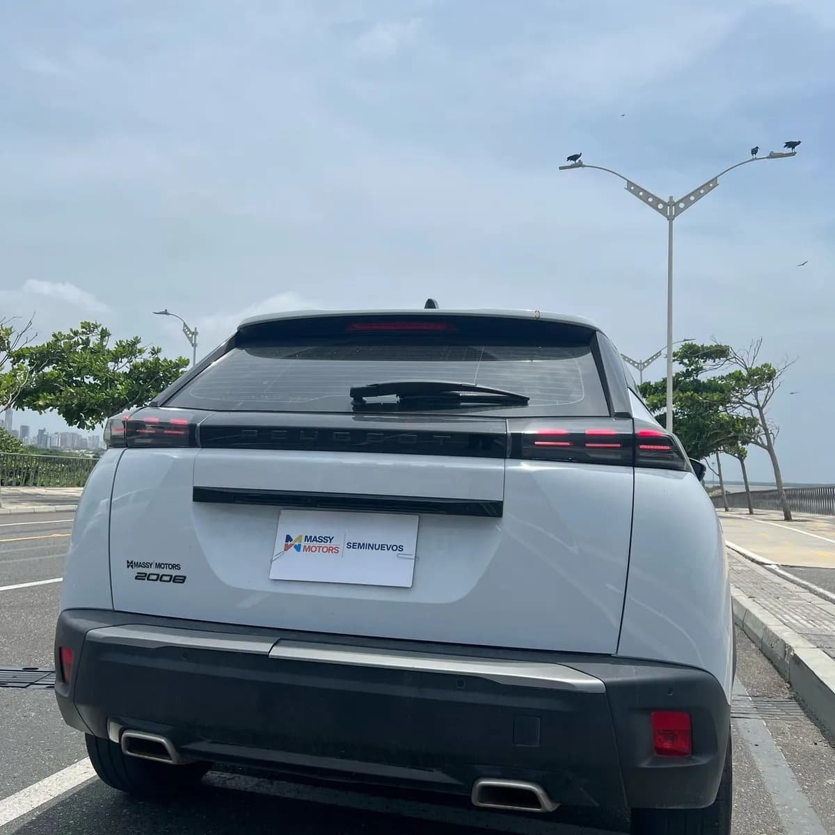 Peugeot 2008 1.2 Turbo Active 2025 Blanco