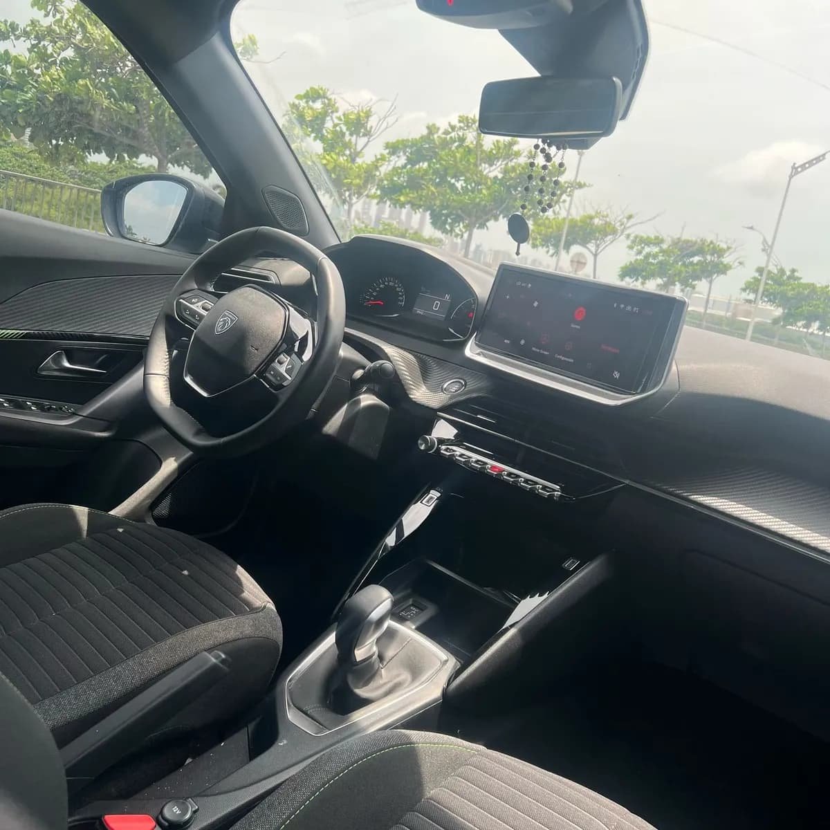 Peugeot 2008 1.2 Turbo Active 2025 Blanco