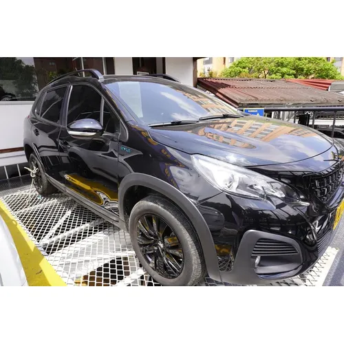 Peugeot 2008 2023 Negro Bogotá