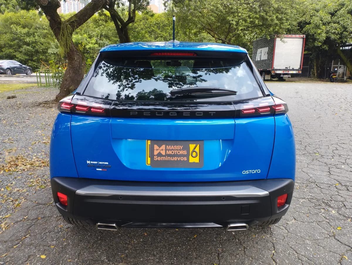 Peugeot 2008 1.6 Style 2025 Azul