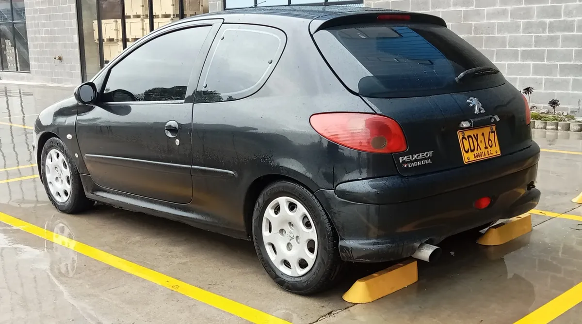 Peugeot 206 2007 Negro Madrid