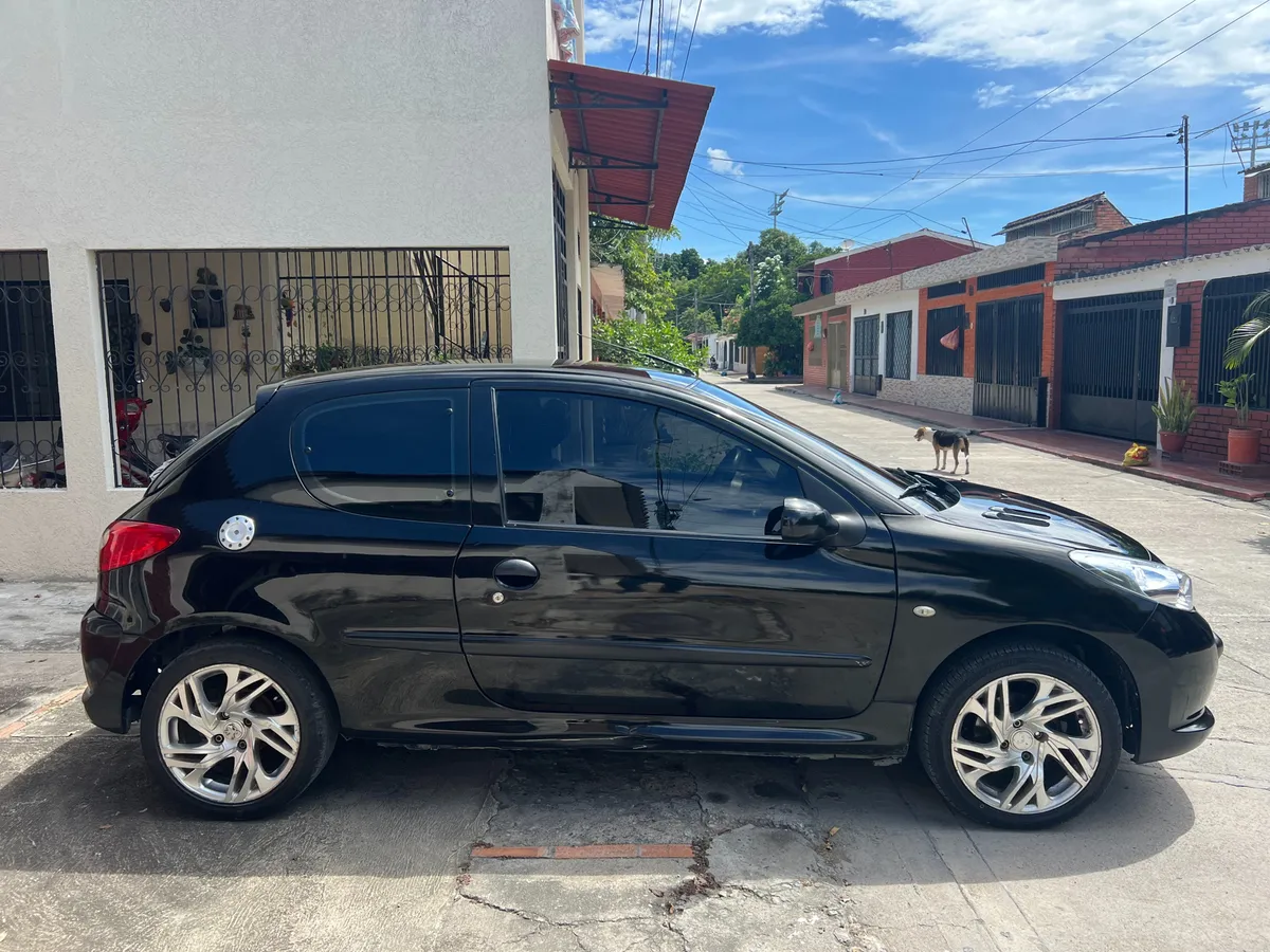 Peugeot 207 2009 Negro Espinal