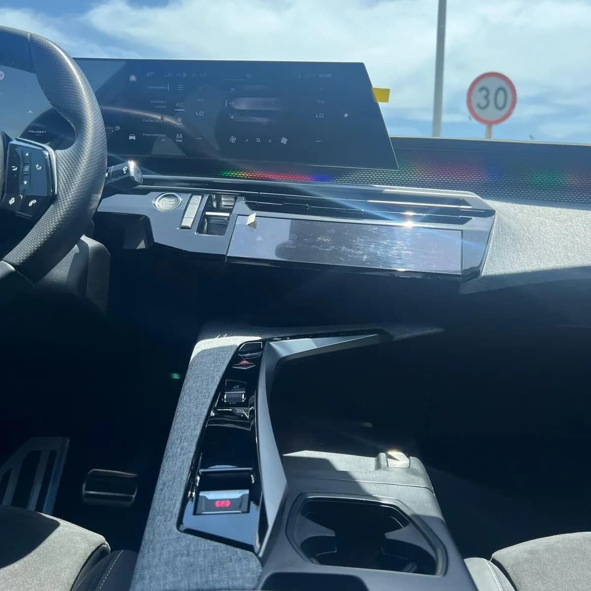 Peugeot 3008 1.6 GT Line 2025 Gris