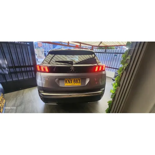 Peugeot 3008 2022 Gris Bogotá