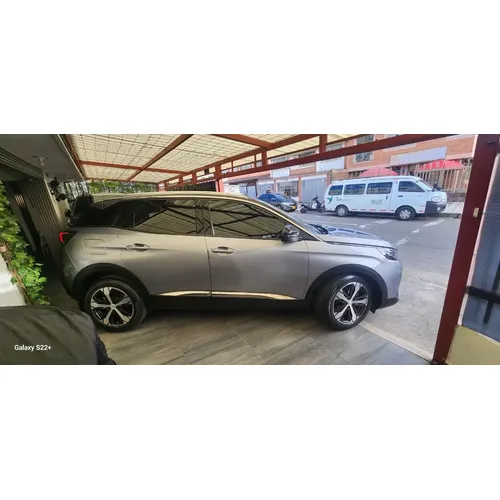 Peugeot 3008 2022 Gris Bogotá