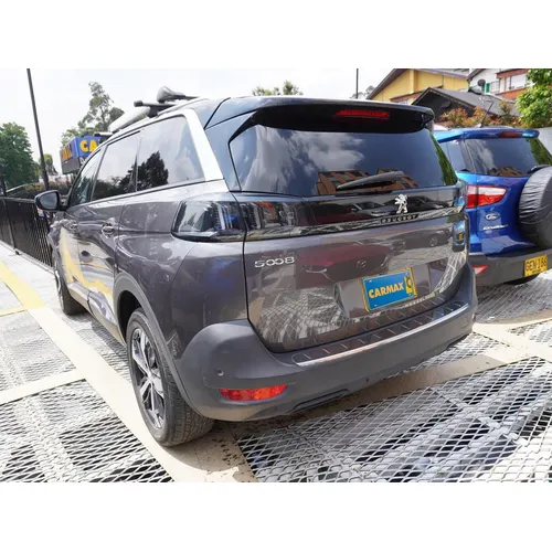 Peugeot 5008 2022 Gris Bogotá