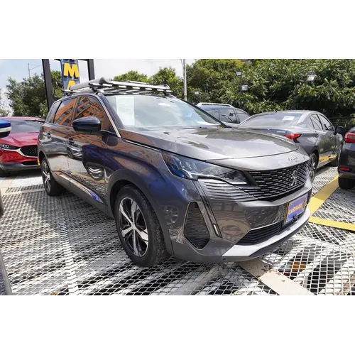 Peugeot 5008 2022 Gris Bogotá