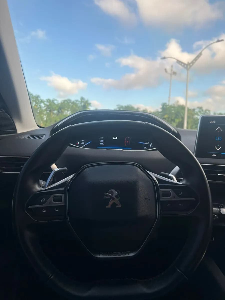 Peugeot 5008 2.0 Gt Line 2018 Gris