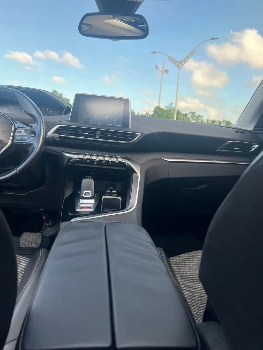 Peugeot 5008 2.0 Gt Line 2018 Gris