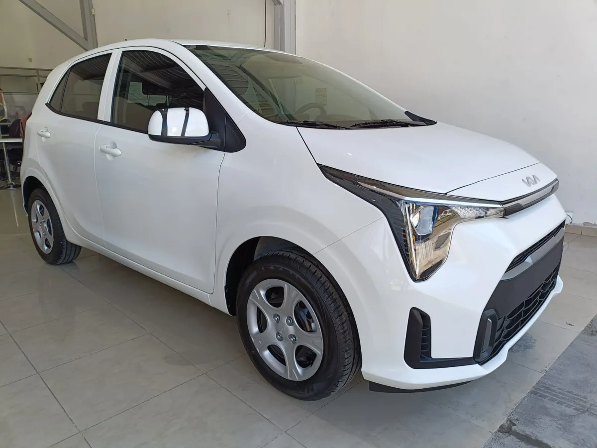 Kia Picanto Vibrant 2026 Blanco Bogotá