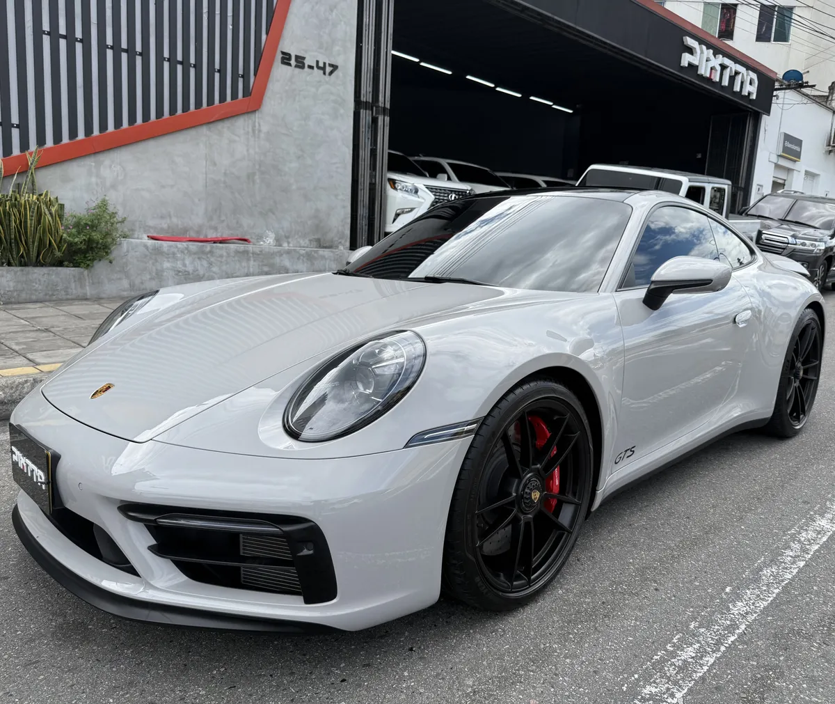 Porsche 911 2023 Verde Bucaramanga