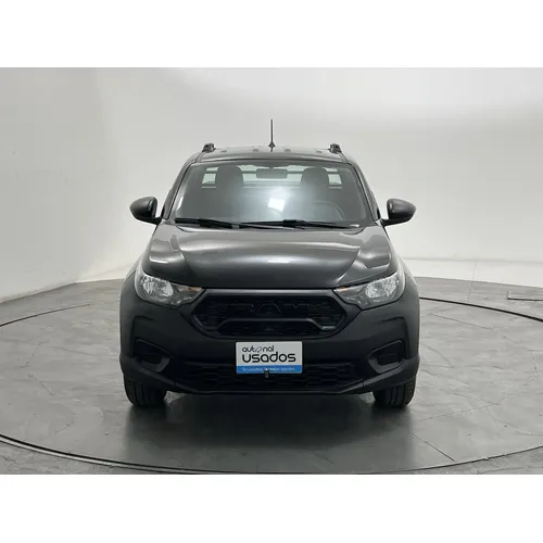 RAM 700 2023 Negro Bogotá