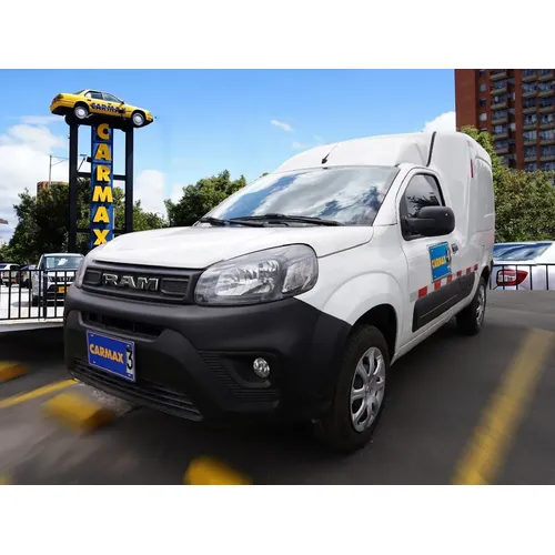 RAM V700 2023 Blanco Bogotá