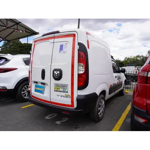 RAM V700 2023 Blanco Bogotá