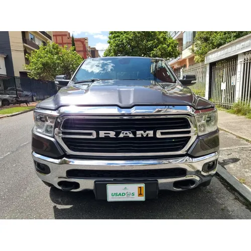 RAM 1500 2021 Gris Bogotá