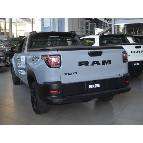 RAM 700 2025 Gris Bogotá