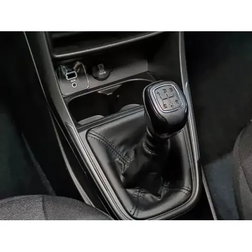 RAM 700 2026 Gris Bogotá