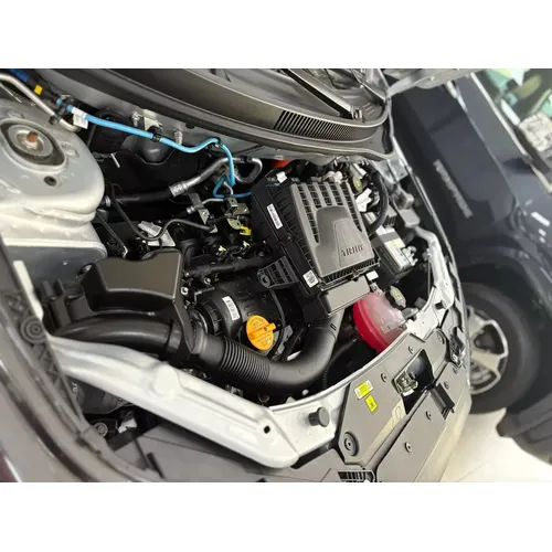 RAM 700 2026 Gris Bogotá