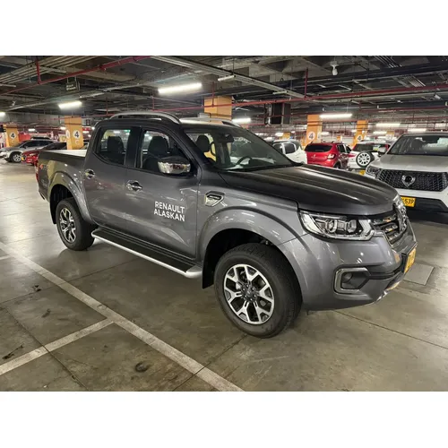 Renault Alaskan 2023 Gris Bogotá