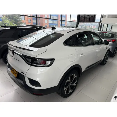 Renault Arkana E-Tech 2025 Blanco Bogotá