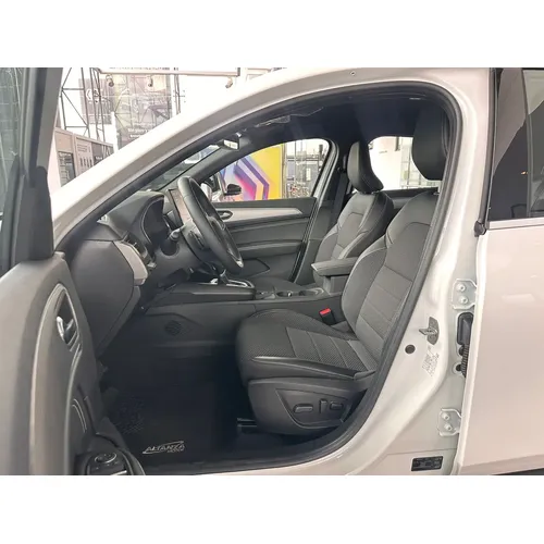 Renault Arkana E-Tech 2025 Blanco Bogotá
