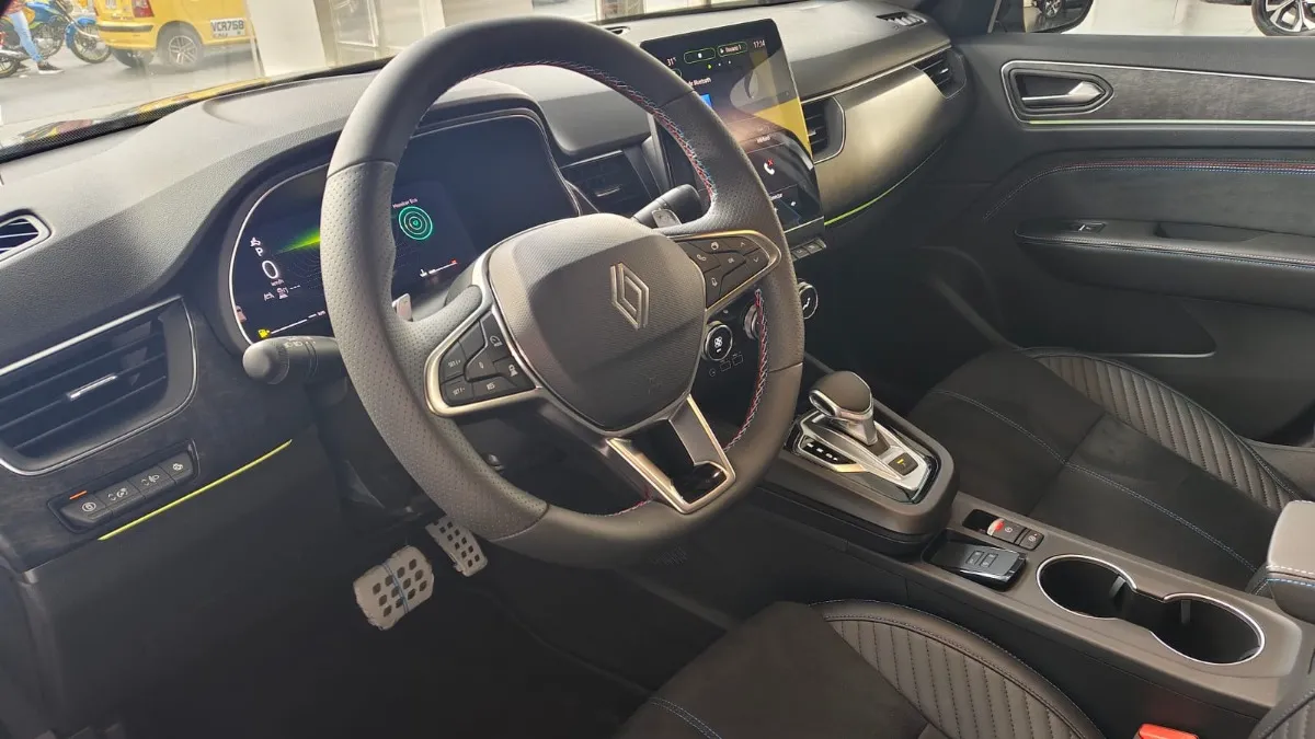 Renault Arkana 2025 Gris Cali