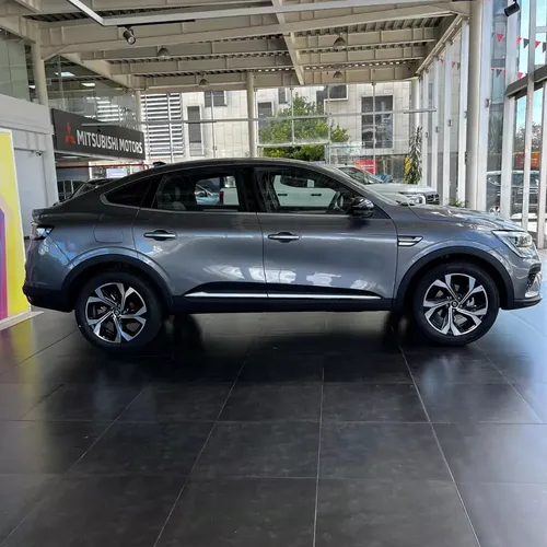Renault Arkana E-Tech 2026 Gris Bogotá