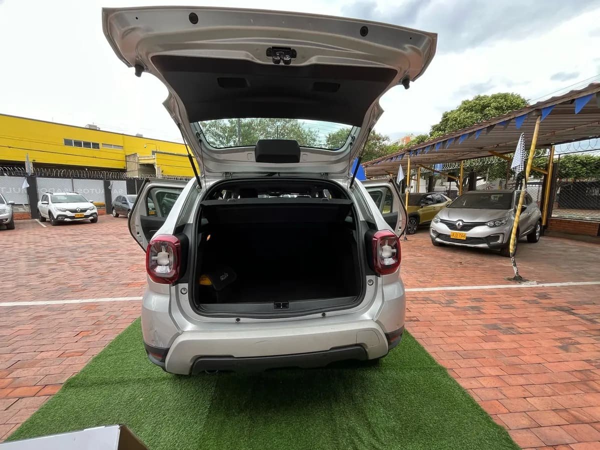 Renault Duster 1.3 Intense Cvt Plateado Año 2022