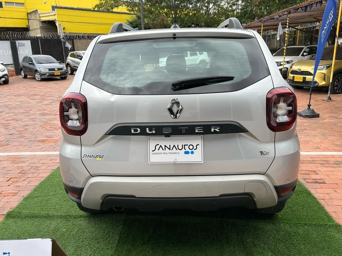 Renault Duster 1.3 Intense Cvt Plateado Año 2022
