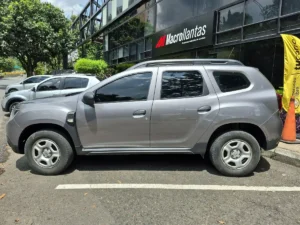 Renault Duster 2023 Gris Itagüí